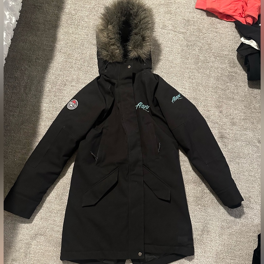Roots Black Ski & Snow Jacket with Fur Hood